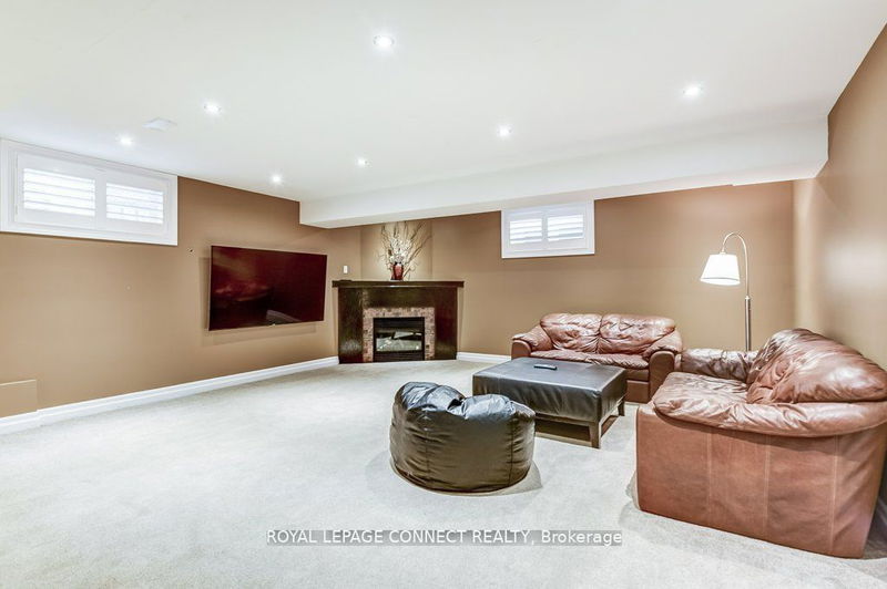 1880 Spruce Hill Rd  Pickering, L1V 1S7 | Image 30