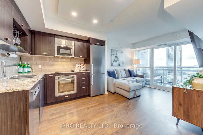  1015 - 275 Village Green Sq  Toronto, M1S 0L8 | Image 1