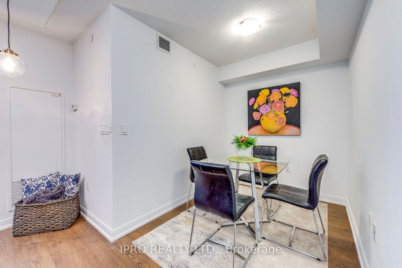  1015 - 275 Village Green Sq  Toronto, M1S 0L8 | Image 10