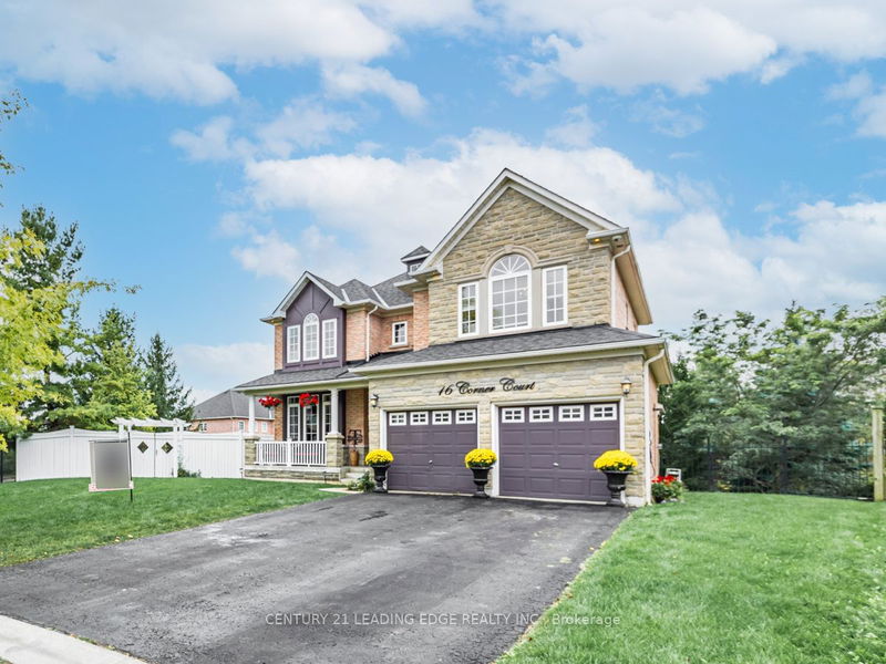 16 Corner Crt  Whitby, L1P 1R7 | Image 2