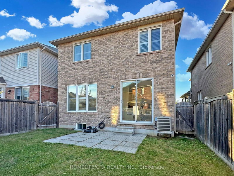 1747 Liatris Dr E Pickering, L1X 0B2 | Image 38