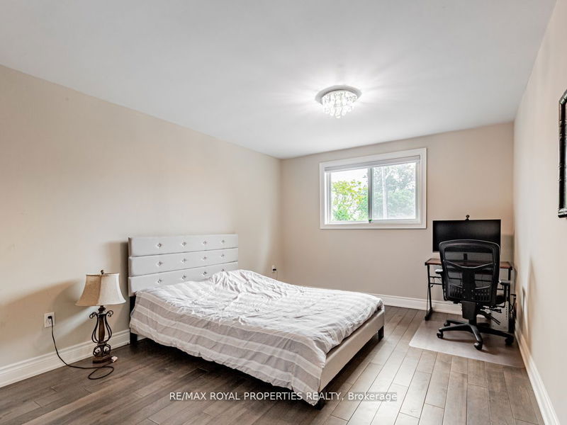 576 Bickle Dr  Oshawa, L1L 1A9 | Image 24