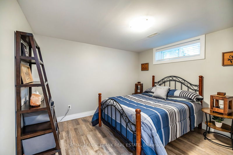 4 Pettet Dr  Scugog, L9L 1B4 | Image 25