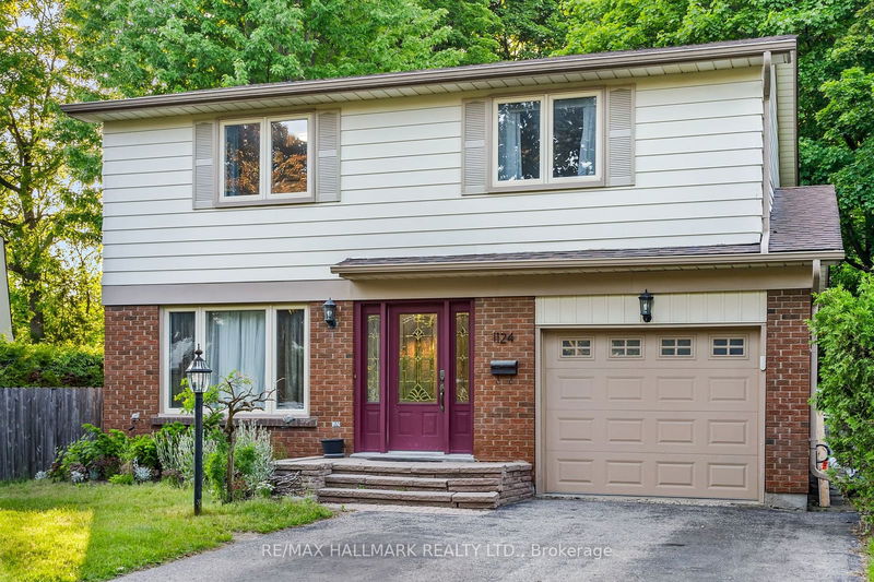 1124 Lobelia Crt  Oshawa, L1G 3H4 | Image 22