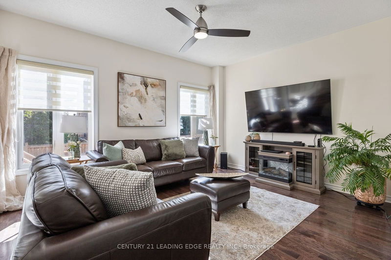 83 Cale Ave  Clarington, L1E 0H4 | Image 10