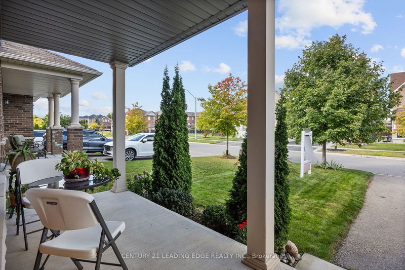 83 Cale Ave  Clarington, L1E 0H4 | Image 3