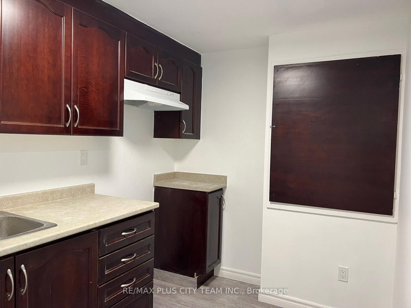 BSMT - 94 Staines Rd, Toronto, M1X 1Y9 | Image 2