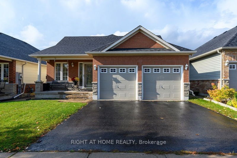 home for lease on 696 Ormond Drive