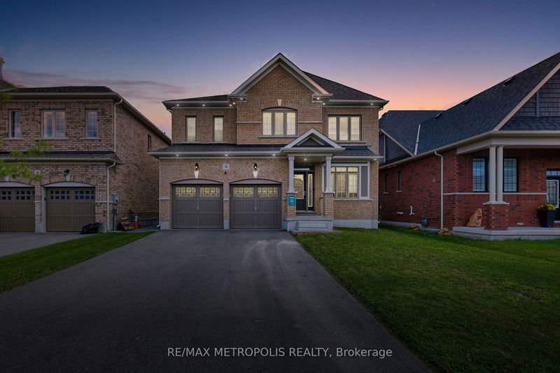 15 Douglas Kemp Cres  Clarington, L1C 7E3 | Image 2