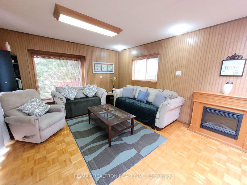 15 United Sq  Toronto, M1B 2B9 | Image 20