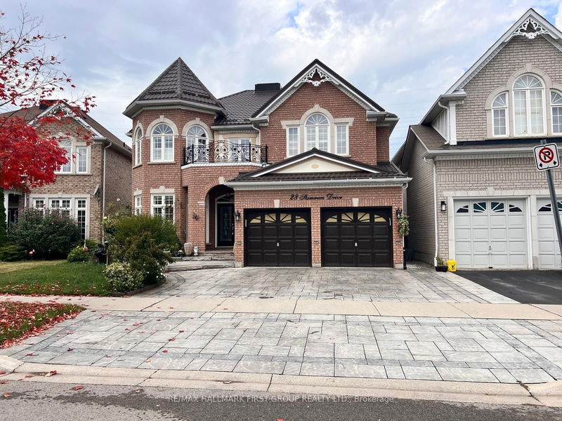 home for lease on 28 Stammers Drive S
