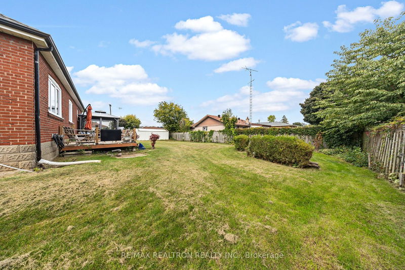 675 Liverpool Rd  Pickering, L1W 1R5 | Image 7