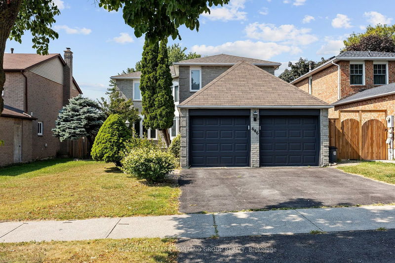 646 Foxwood Tr  Pickering, L1V 3X7 | Image 2