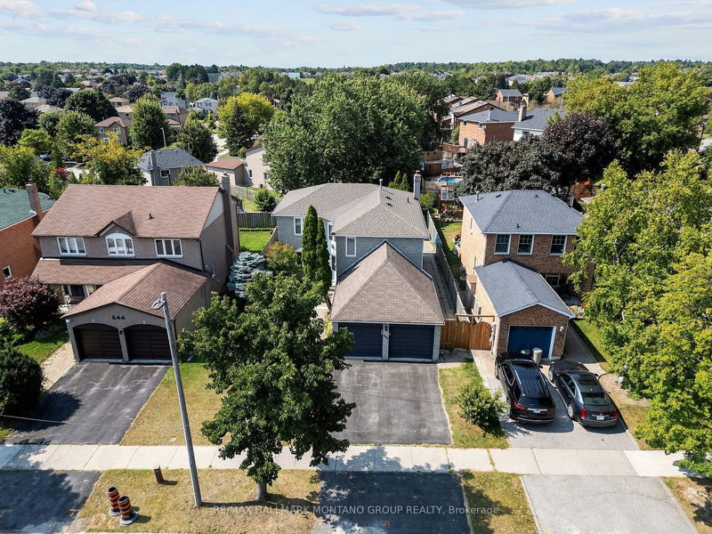 646 Foxwood Tr  Pickering, L1V 3X7 | Image 36