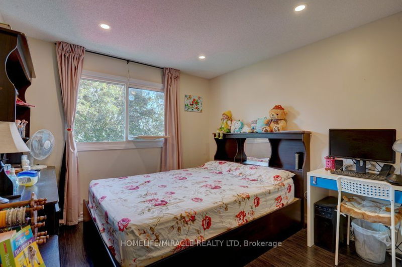 1434 Anton Sq  Pickering, L1V 5S9 | Image 19