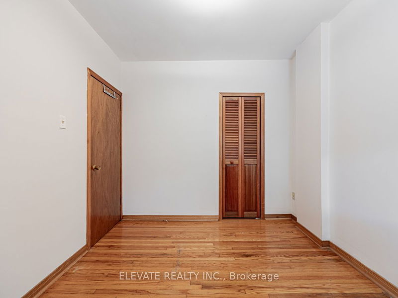 82 Glenmore Rd  Toronto, M4L 3M3 | Image 20