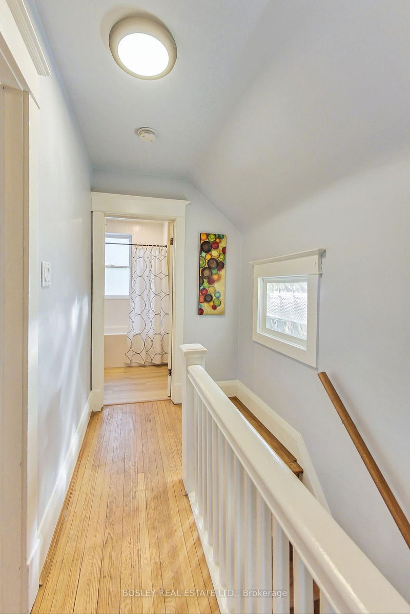 3A Midburn Ave  Toronto, M4C 2C8 | Image 12