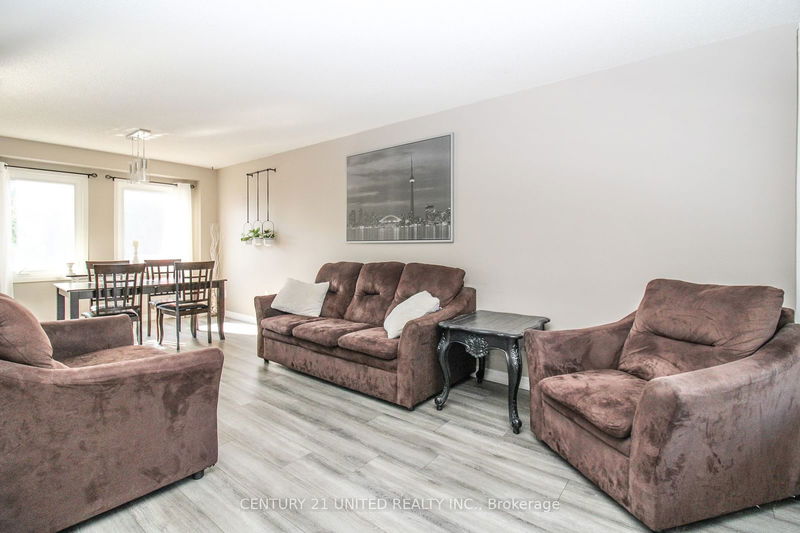 1303 Andover Dr  Oshawa, L1K 2K3 | Image 10