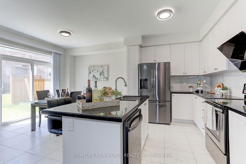 2410 Florentine Pl  Pickering, L1X 0H2 | Image 13