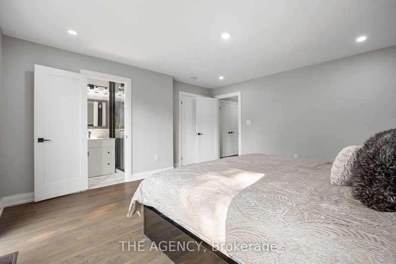 318 Rhodes Ave  Toronto, M4L 3A3 | Image 20