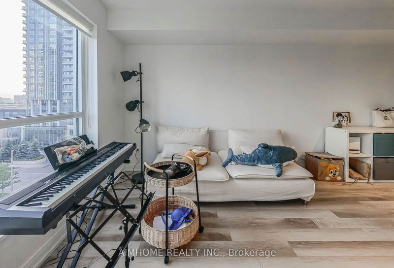  716 - 181 Village Green Sq  Toronto, M1S 0K6 | Image 7