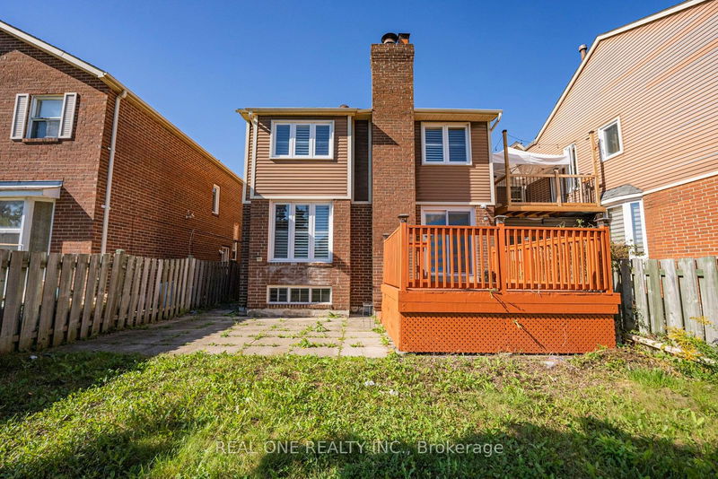 85 River Grove Dr  Toronto, M1W 3T8 | Image 37