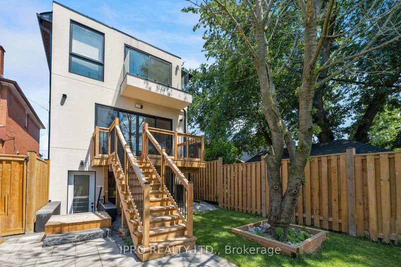 280 Westlake Ave  Toronto, M4C 4T6 | Image 36