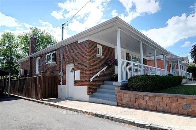 82 Pitt Avenue