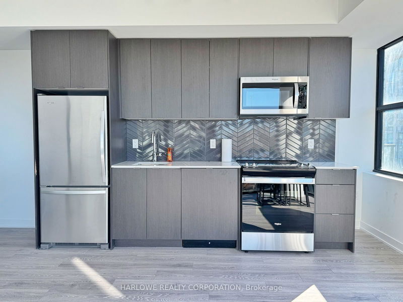 home for lease on 449 F-1608 Charles Street