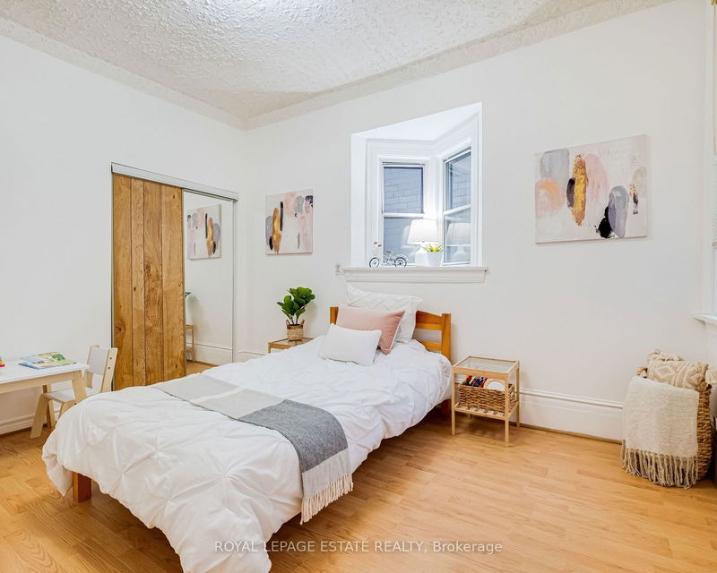 240 Jones Ave  Toronto, M4M 3A6 | Image 10