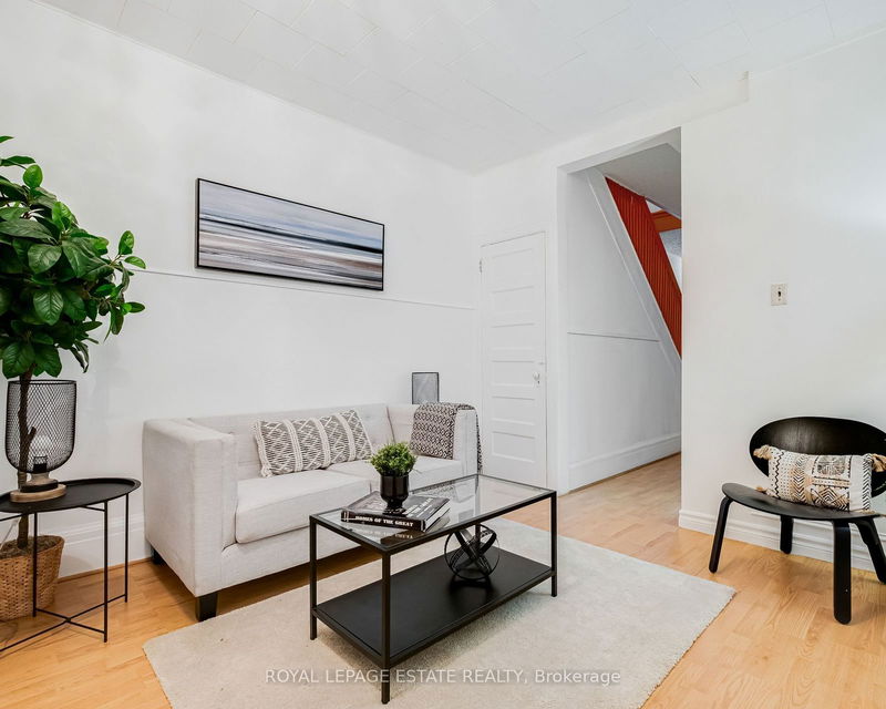 240 Jones Ave  Toronto, M4M 3A6 | Image 2