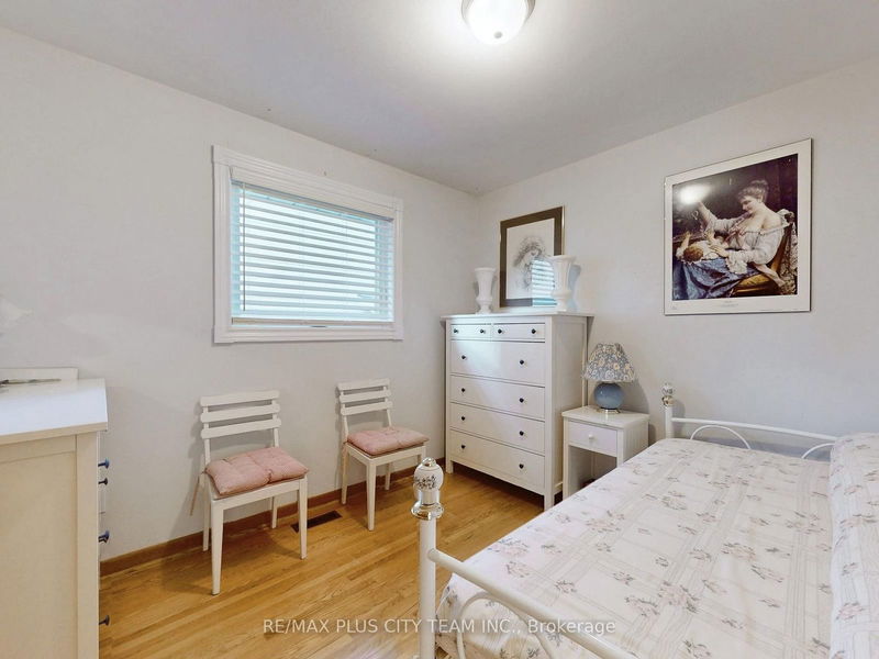 5 Snowhill Cres  Toronto, M1S 3T4 | Image 20