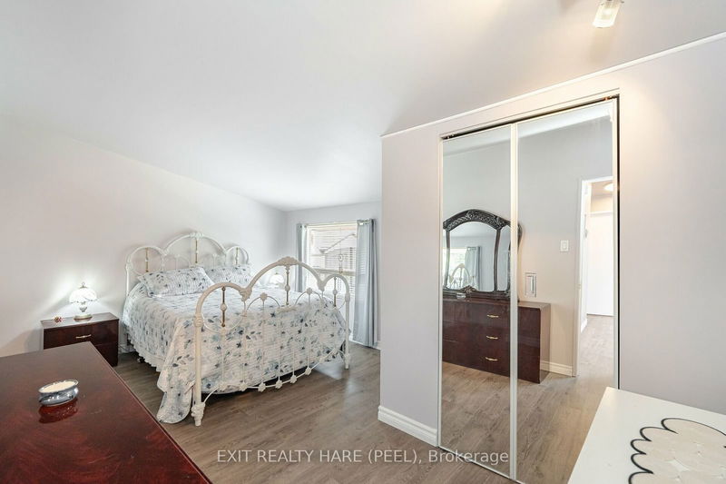 12 Oakley Blvd  Toronto, M1P 3P2 | Image 11