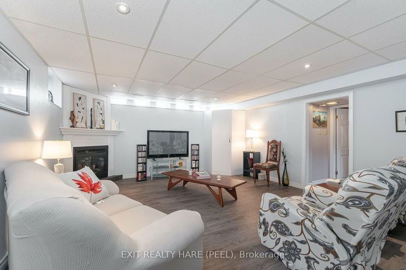 12 Oakley Blvd  Toronto, M1P 3P2 | Image 20