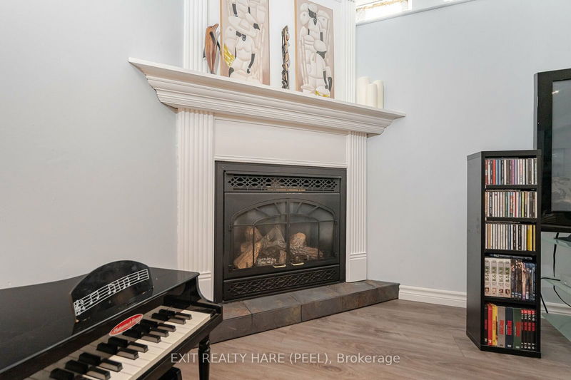 12 Oakley Blvd  Toronto, M1P 3P2 | Image 22