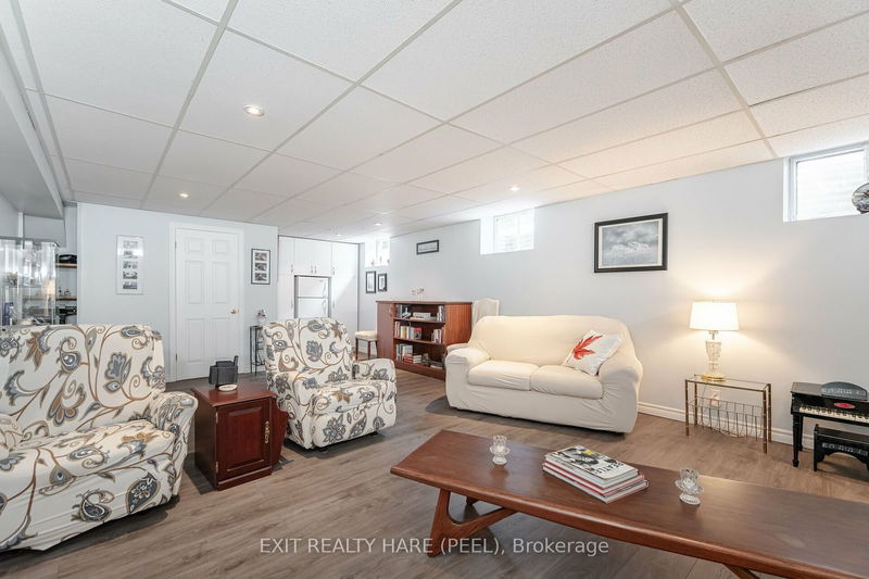 12 Oakley Blvd  Toronto, M1P 3P2 | Image 24