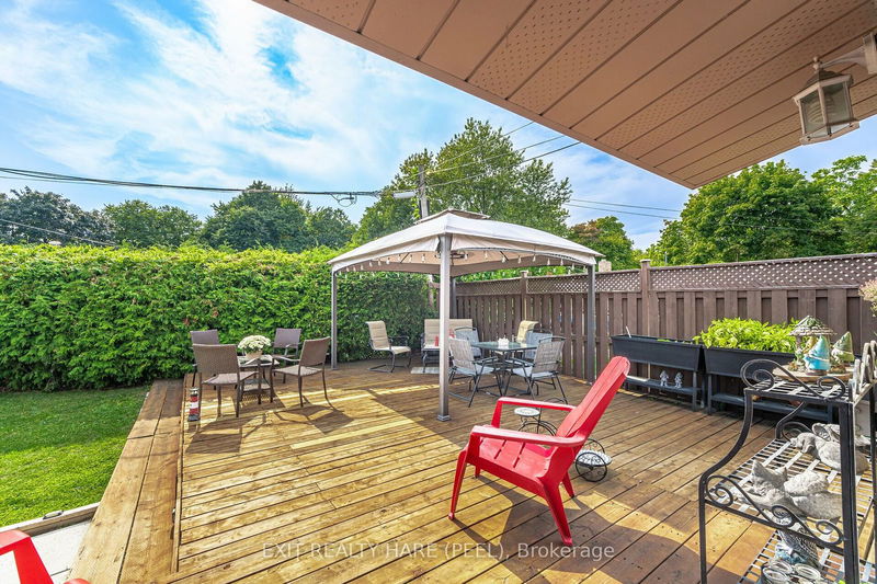 12 Oakley Blvd  Toronto, M1P 3P2 | Image 31