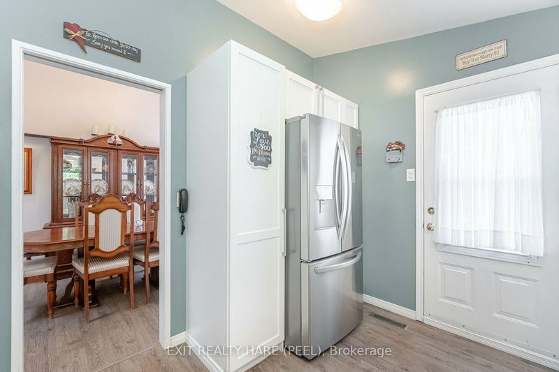 12 Oakley Blvd  Toronto, M1P 3P2 | Image 7