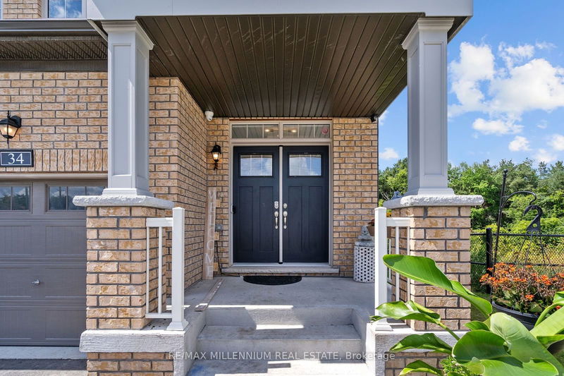 34 Paradise Way  Whitby, L1R 0R7 | Image 4