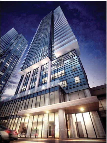 home for lease on PH05-255 Village Green Square