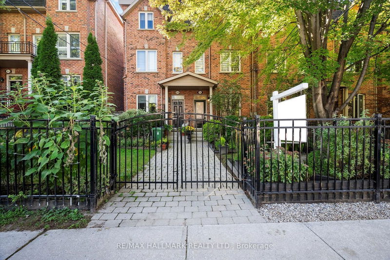 70 Logan Ave  Toronto, M4M 2M8 | Image 1