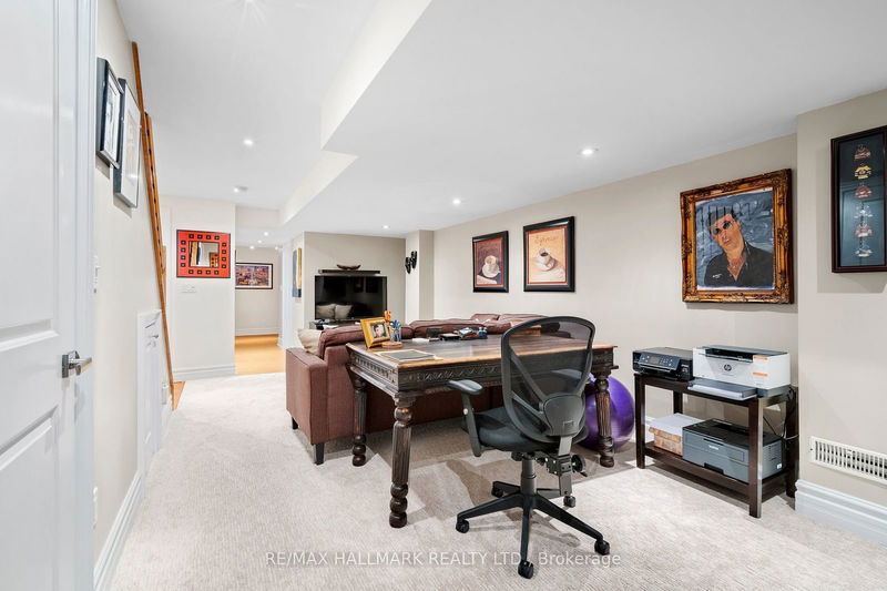 70 Logan Ave  Toronto, M4M 2M8 | Image 35