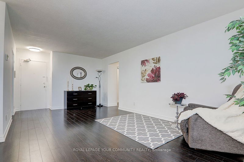 home for lease on 405-2550 Pharmacy Avenue