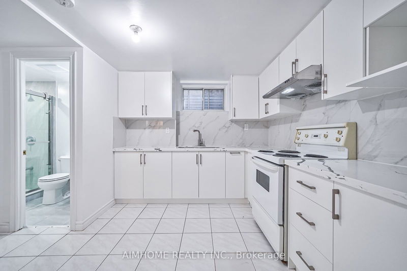 27 Macklingate Crt  Toronto, M1V 1A2 | Image 31