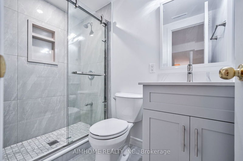 27 Macklingate Crt  Toronto, M1V 1A2 | Image 33