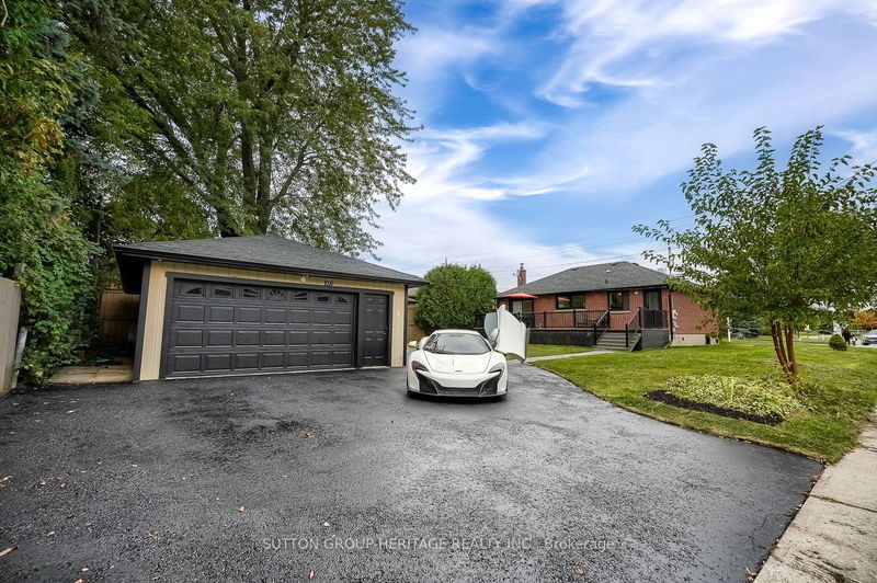 471 Rossland Rd W Oshawa, L1J 3H1 | Image 28