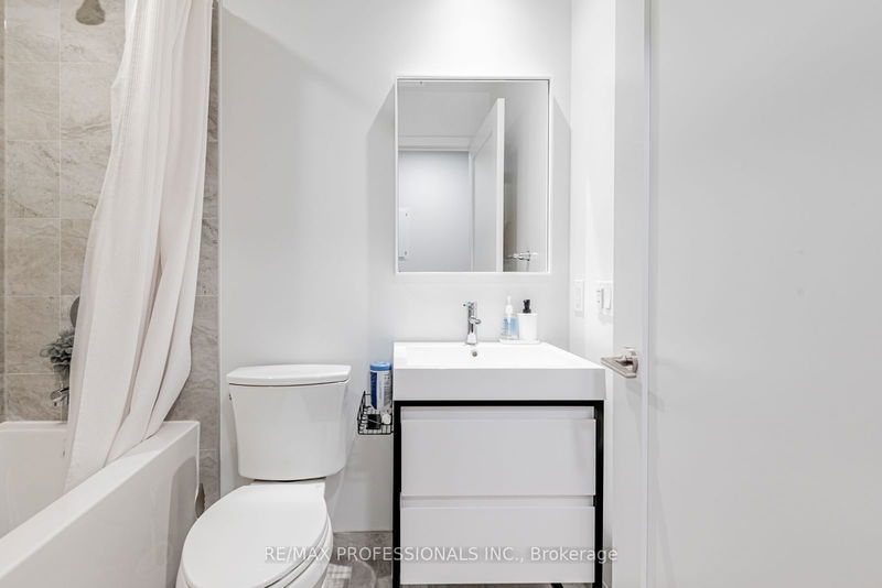  444 - 150 Logan Ave  Toronto, M4M 0E4 | Image 17