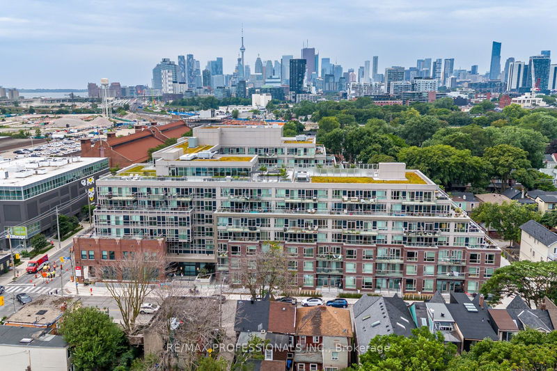  444 - 150 Logan Ave  Toronto, M4M 0E4 | Image 25