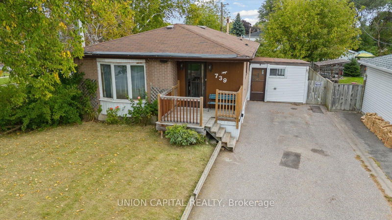 739 Annland St  Pickering, L9P 1V7 | Image 3