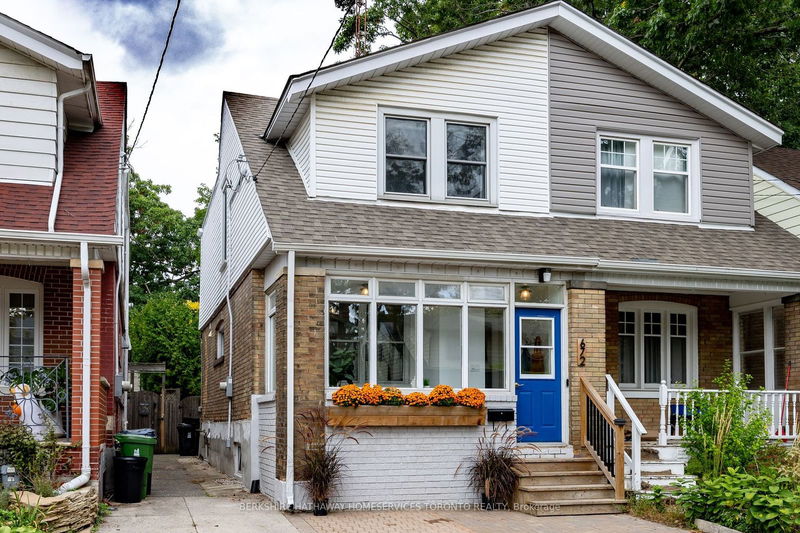 672 Milverton Blvd  Toronto, M4C 1X9 | Image 1